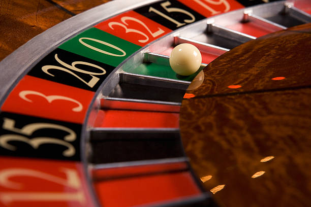 yyrp mobile app showing Ways of the Qilin betting controls and spin button